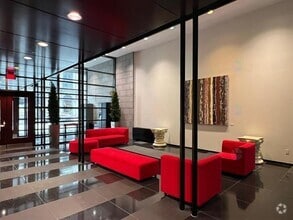 Building Photo - 329 Rue Notre Dame E