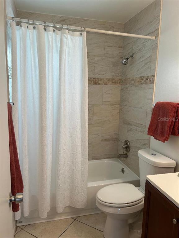 Foto del edificio - 6806 MATHERS Ln