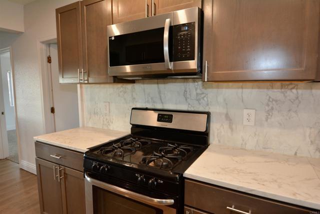 Building Photo - 9149 Rosedale Dr