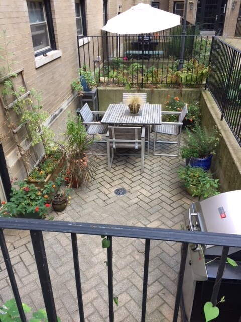 private patio - 1221 W. Greenleaf Ave.