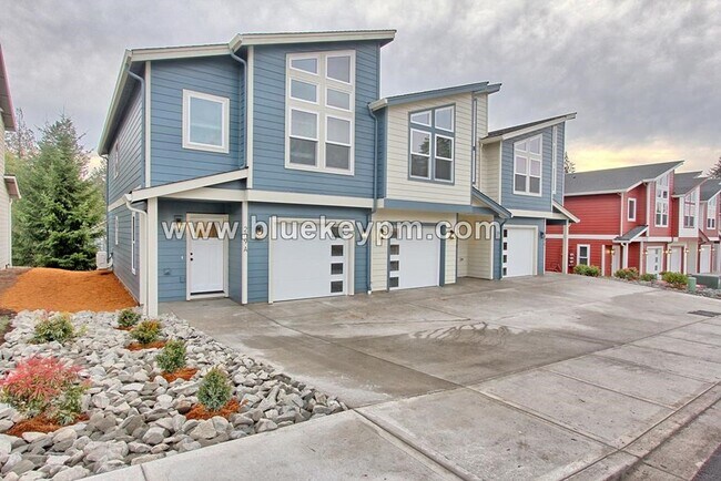 Foto del edificio - Unit 209-A: 3 Bed, 2.5 Bath Townhome in Kalama