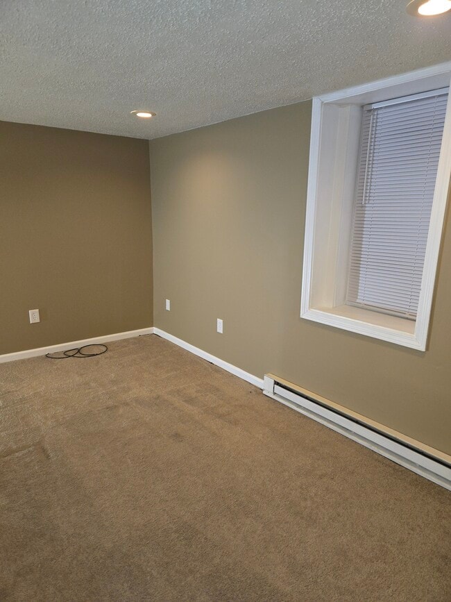 Building Photo - 63 10th St