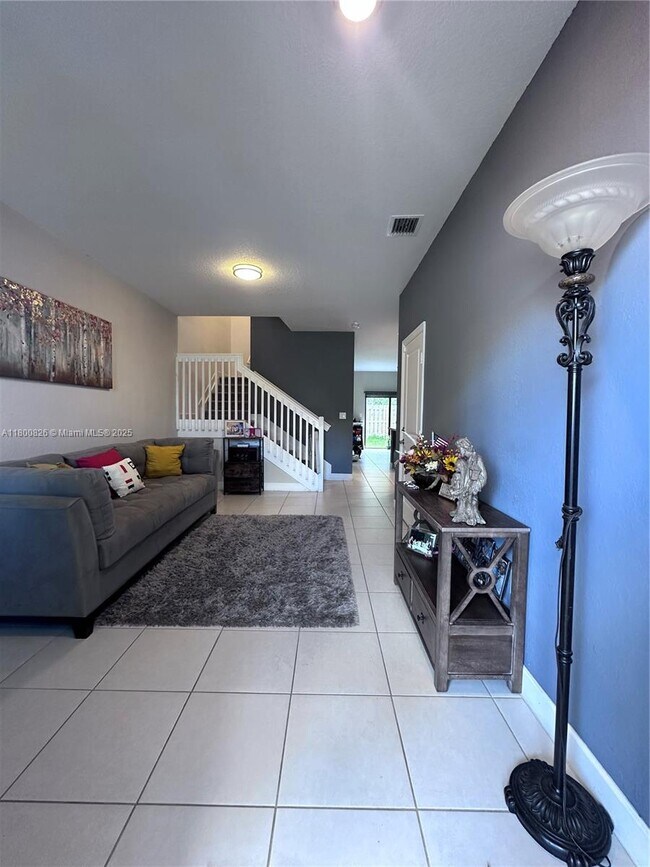 Foto del edificio - 28707 SW 133rd Pl