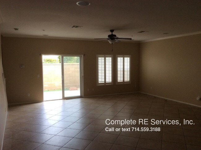 Foto del edificio - 7331 Shelby Pl