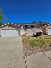 Building Photo - 2113 Aztec Dr
