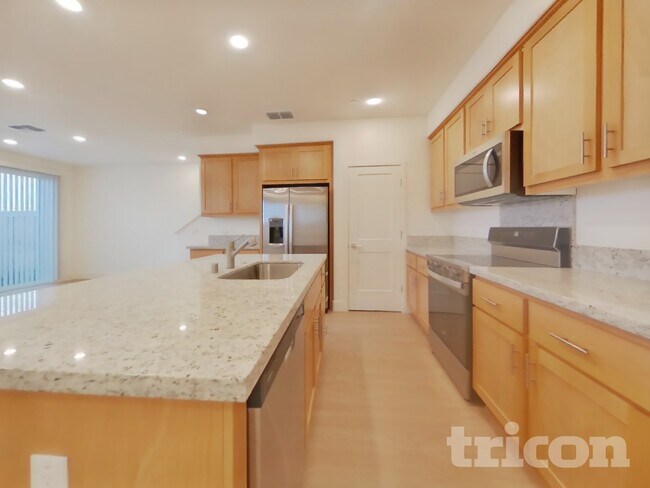 Foto del edificio - 8213 Perla Wy