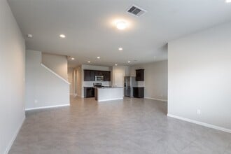 Building Photo - 3327 Sumac Dr