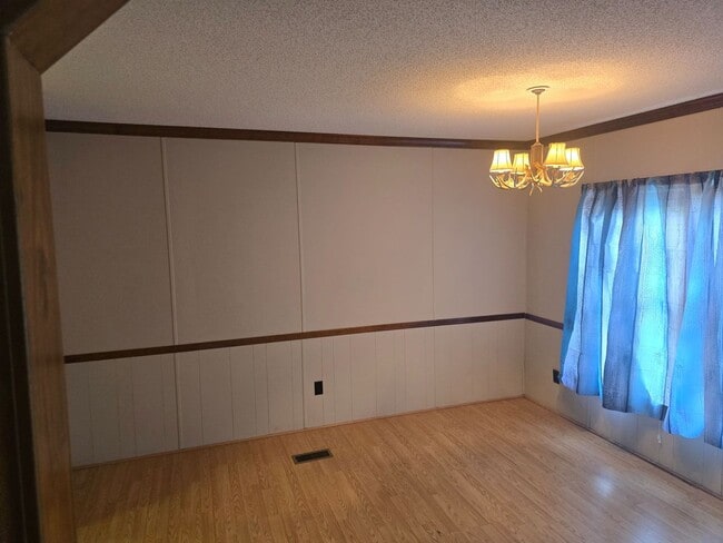 Foto del edificio - 8133 Trey Way