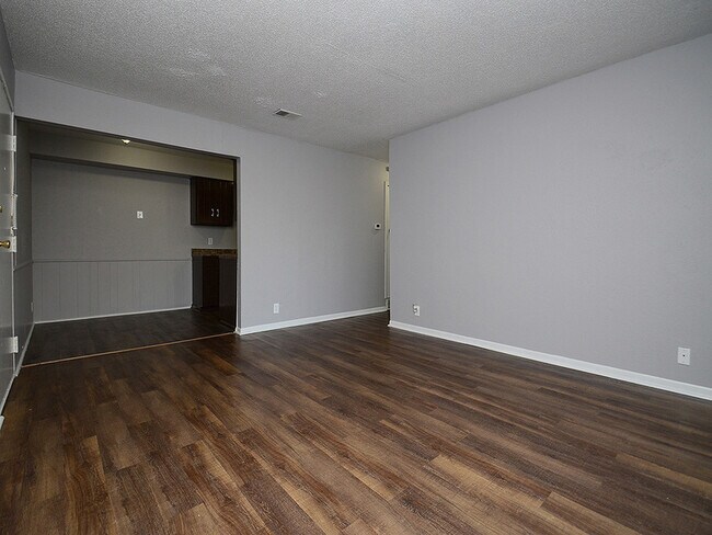 Building Photo - 4731 N 62nd St