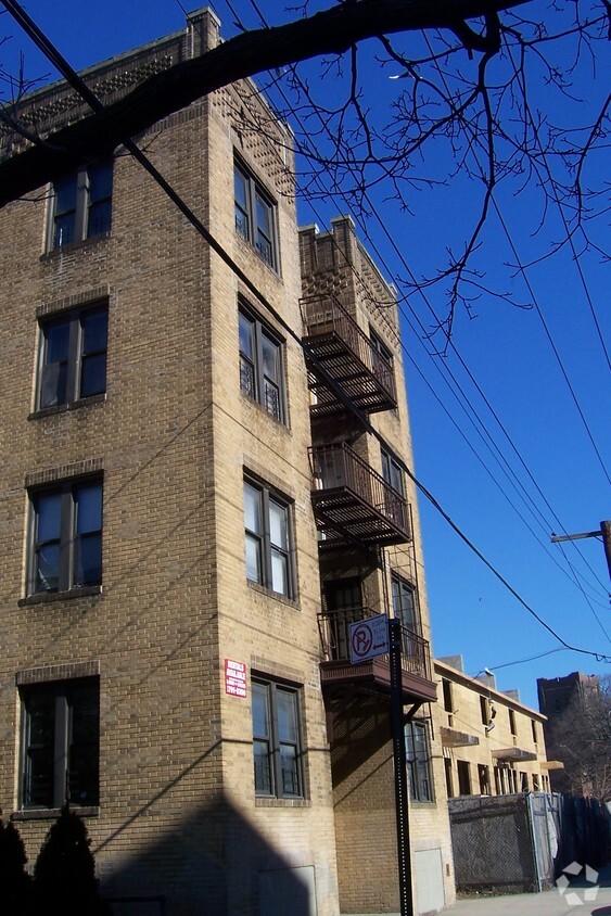 Foto principal - 1256-1258 Central Ave