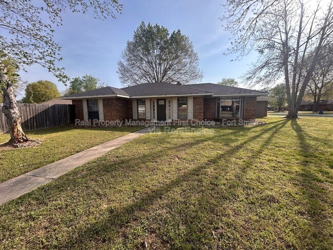 Foto del edificio - 8801 Meandering Way