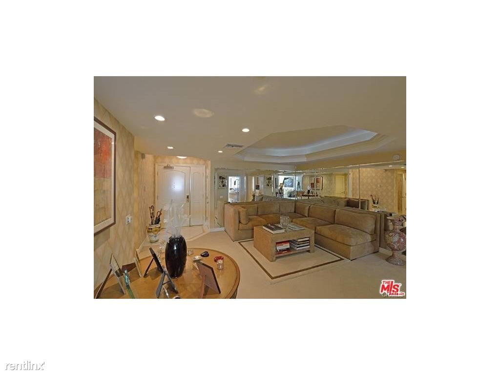 Primary Photo - 430 N Oakhurst Dr
