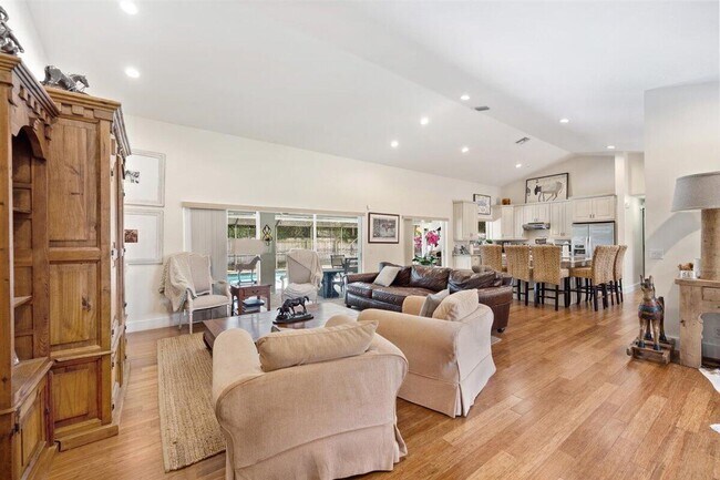 Foto del edificio - 12688 Whitby St