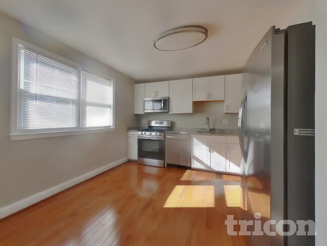 Foto del edificio - 11103 Tenbury Ct