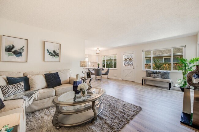 Foto del edificio - 934 Goodwin Ave