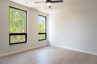 Building Photo - Avenir Apartments
