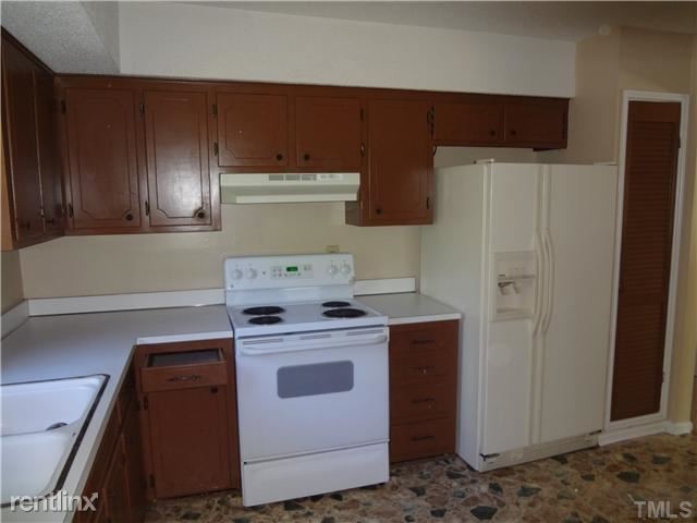 Building Photo - 4 br, 2.5 bath House - 1104 Laura Duncan Rd
