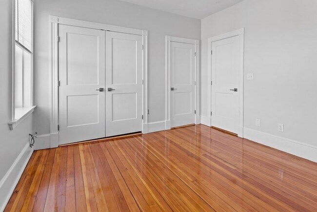 Foto del edificio - 504 Talbot Ave