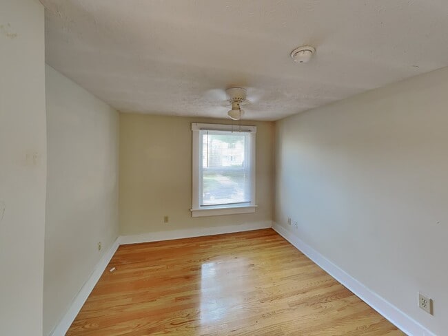 Foto del edificio - 167 E Norwich Ave