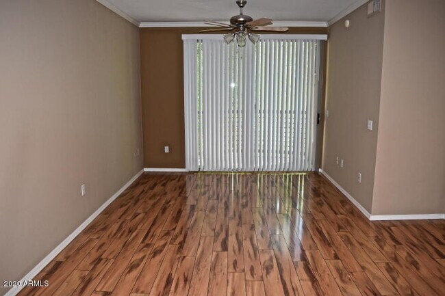 Foto del edificio - 1701 E Colter St