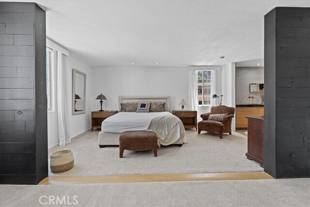 Foto del edificio - 5050 Coldwater Canyon Ave