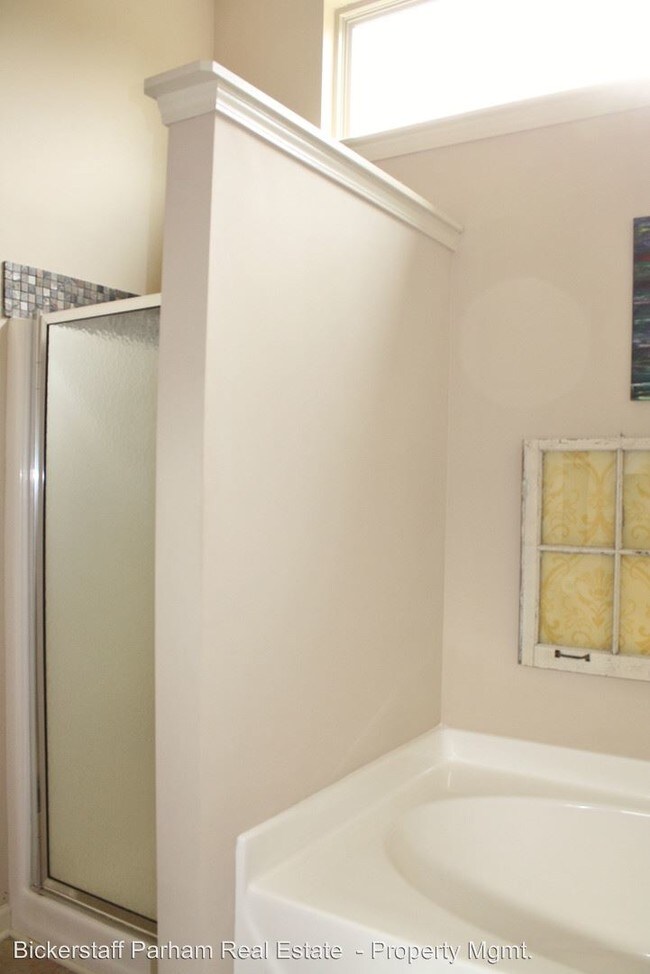 Foto del edificio - 4 br, 2 bath House - 67 Misty Forest Dr