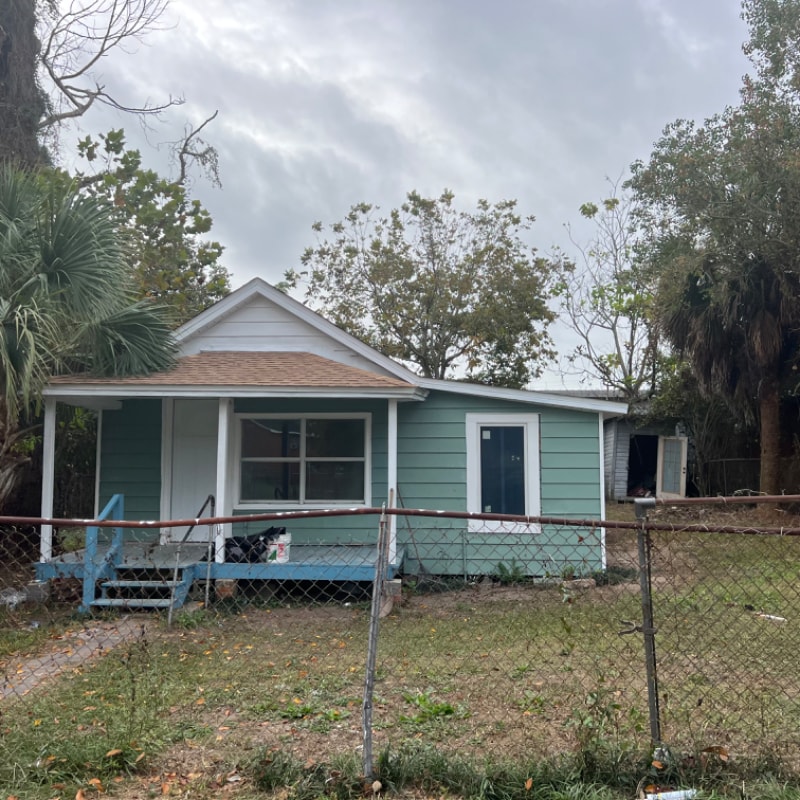 Primary Photo - 2515 W Mallory St