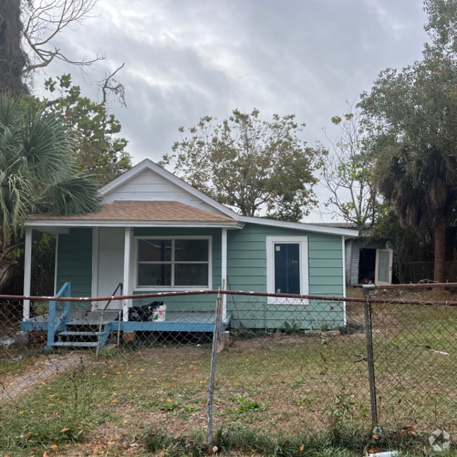 Building Photo - 2515 W Mallory St