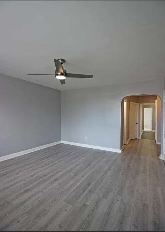 Foto del edificio - 3301 D St SE