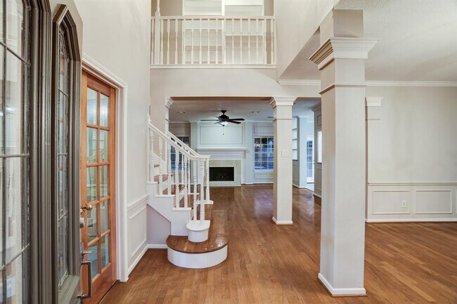 Building Photo - 15923 Echo Lodge Dr