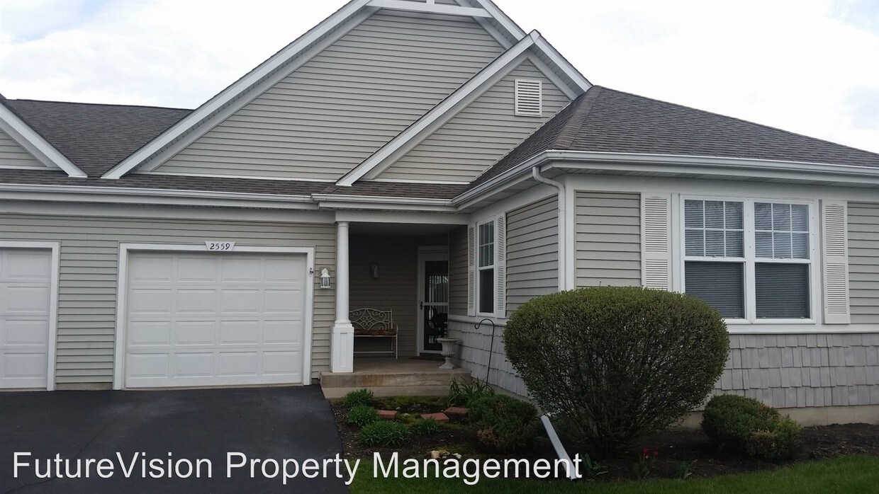 Primary Photo - 2559 Lincoln Park Ct
