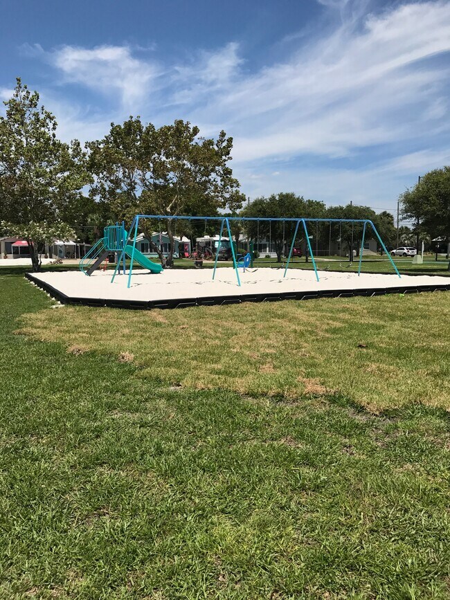 Parque Maggie Still - 606 Lantana St