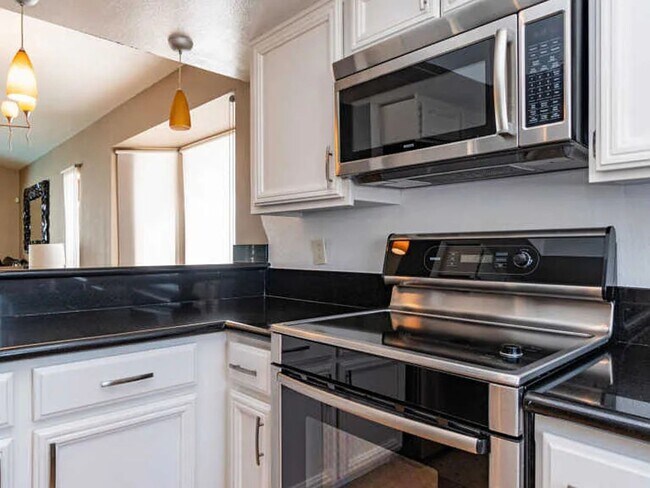 Foto del edificio - 318 W Sandra Ter