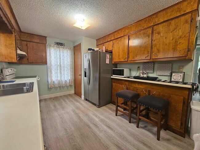 Foto del edificio - 859 Mill St