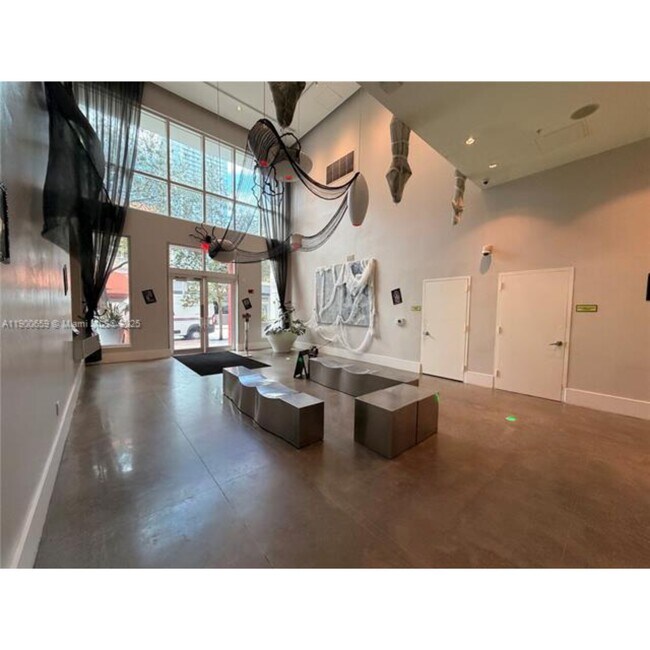 Foto del edificio - 133 NE 2nd Ave