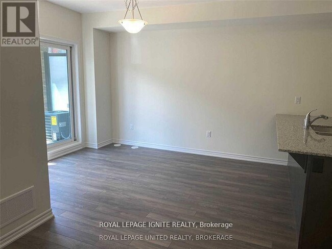 Building Photo - 250 Lagerfeld Dr