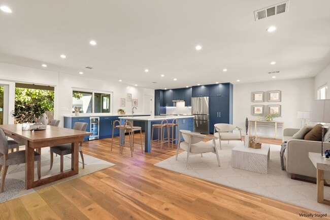 Foto del edificio - Freshly Remodeled Home Near Lake Murray & Mission Trails