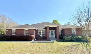 Building Photo - 5851 Chi Chi Cir