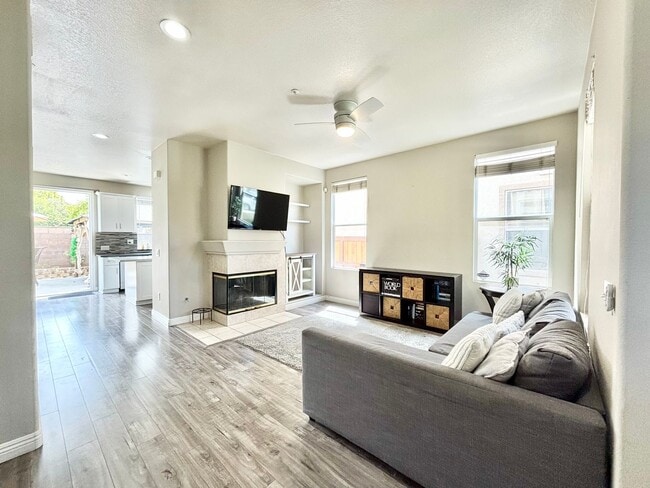 Building Photo - 818 Navigator Way