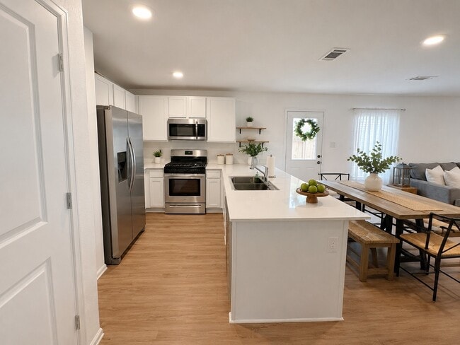 Building Photo - 20910 Zuccala Dr