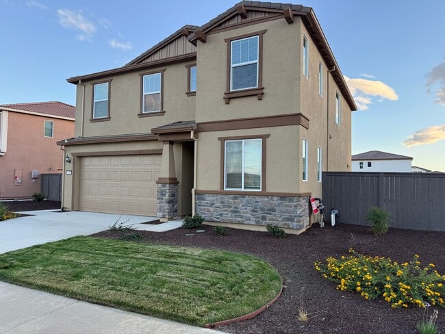 Building Photo - 4 BD 3 BATH HOME BRAND NEW IN PLUMAS LAKE