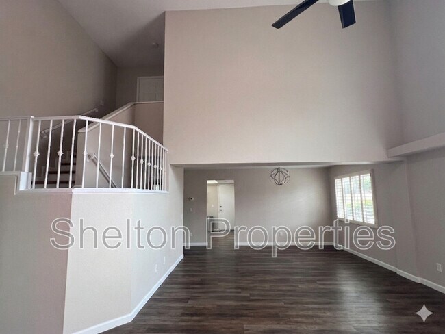 Foto del edificio - 7714 W Piute Ave