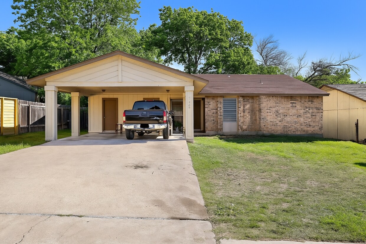 Foto principal - 1202 Dobie Dr