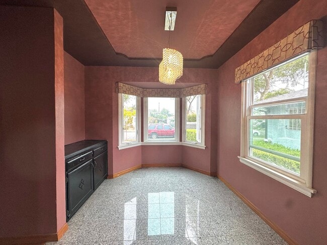 Foto del edificio - Charming 3 bed/2 bath House for Rent in Si...