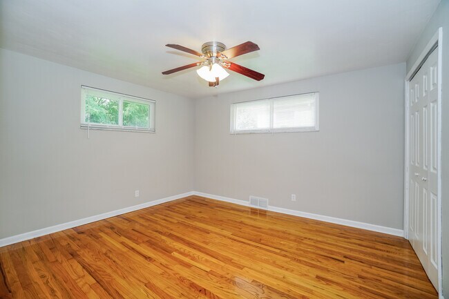 Foto del edificio - 521 California Ave