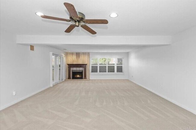 Foto del edificio - Poolside Living at Its Finest – Turnkey 3BR Condo with Direct Patio Access to the Pool
