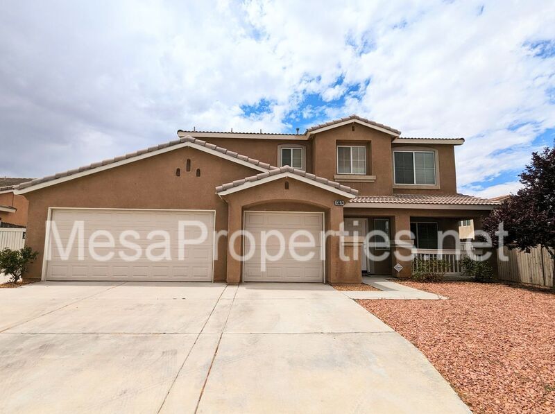 13574 Desert Palm Ln, Victorville, CA 92392 House Rental in
