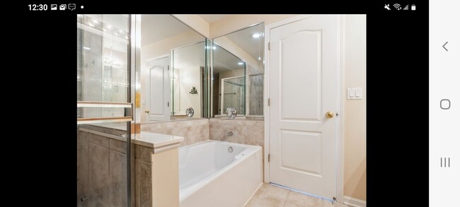 Building Photo - 922 Havenshire Ct