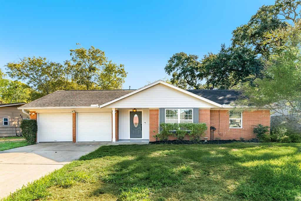 403 Sycamore St, Lake Jackson, TX 77566 House Rental in Lake Jackson