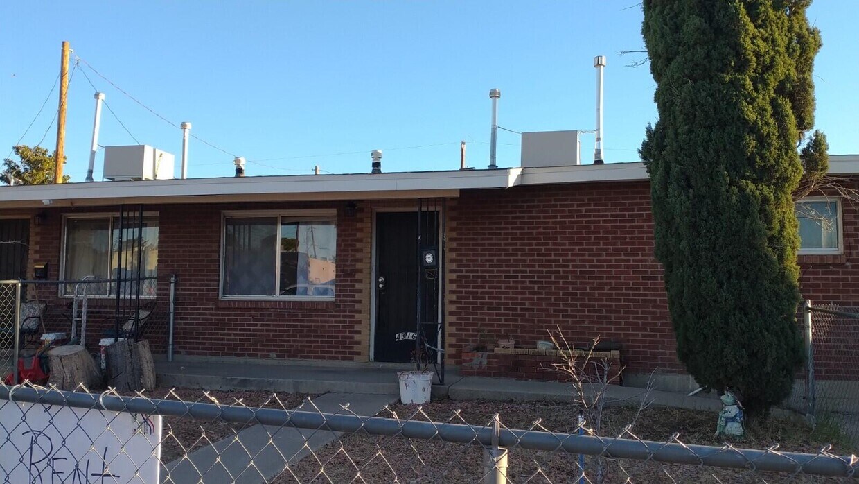 Primary Photo - 4316 Frankfort Ave